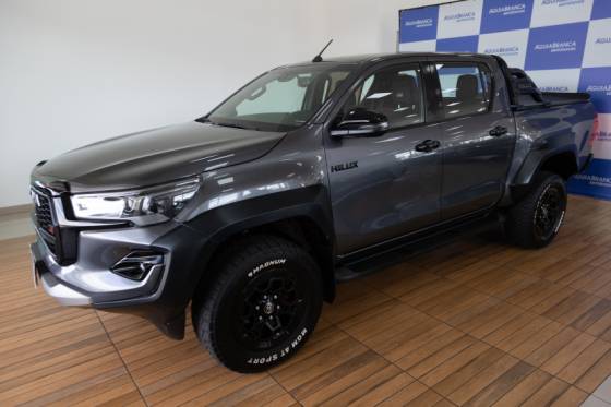 TOYOTA HILUX 2.8 D-4D TURBO DIESEL CD GR-S 4X4 AUTOMÁTICO